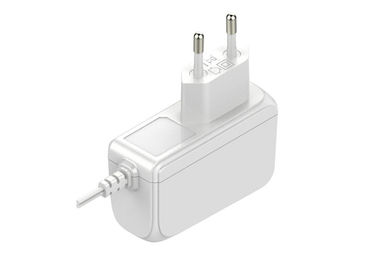 주문 12V 2A AC 벽 산 힘 접합기, 백색 2000ma 엇바꾸기 힘 접합기 online manufacture