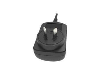 주문 18W 12V 1.5A AC ETL FCC 세륨 GS PSE SAA 승인을 가진 보편적인 힘 접합기 online manufacture