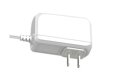 주문 CN Pin를 가진 보편적인 의학 AC 접합기 12v 1A 12W 의학 힘 접합기 백색 online manufacture