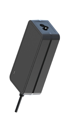 주문 85% 효율성 US 플러그와 100-240V AC 입력 전압으로 데스크톱 스위치 전원 공급 online manufacture