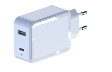 주문 고속 빠른 이동할 수 있는 충전기, 다 USB 빠른 위탁 접합기 83% 효율성 online manufacture