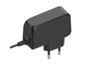 좋은 가격 탁상용 벽 산 힘 접합기, Ac Dc 보편적인 접합기 5V에 24V 5W에 36W 온라인으로